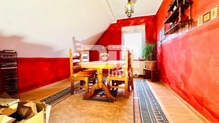 (R)eserviert!!!Modernisiertes Ein- bis Zweifamilienhaus mit Anbau BJ 1992 + 2. Baugrundstück - OG Wohn / Esszimmer / Zugang Balkon Gebäudeteil 2